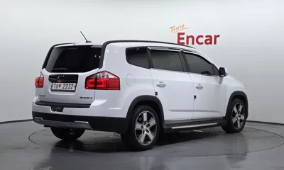 ChevroletGMDaewoo Orlando 2015, 157849 км, за 3216.49 USD