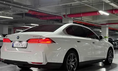 BMW 5-Series 2024, 35000 км, за 38316.45 USD