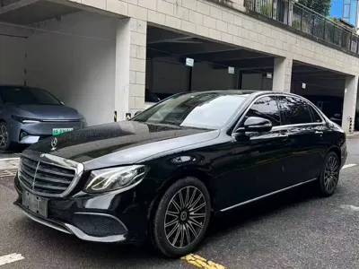Mercedes-Benz E-Class 2018, 130000 км, за 20423.38 USD