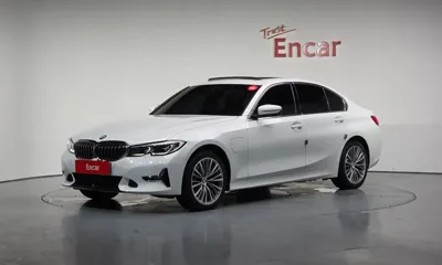 BMW 3-Series · 2021 год