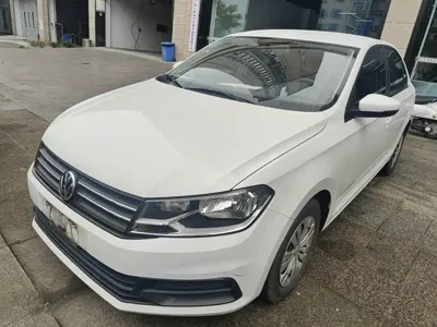 Volkswagen Santana 2020, 73600 км, за 4434.86 USD