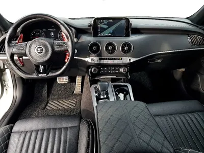 Kia Stinger 2018, 40870 км, за 10228.02 USD