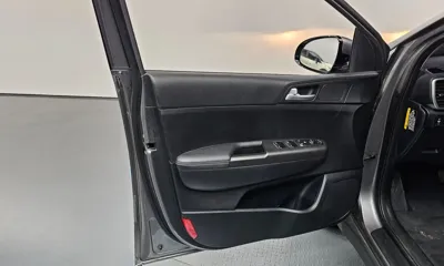 Kia Sportage 2017, 16721 км, за 8467.9 USD - фото 24
