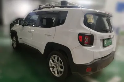 Jeep Renegade 2016, 71700 км, за 5730 USD