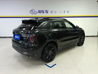 Lynk & Co 01 2021, 80399 км, за 10711.98 USD
