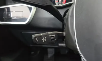 Audi A6 2022, 63840 км, за 19233.29 USD - фото 37