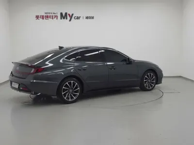 Hyundai Sonata 2022, 79688 км, за 9244.3 USD