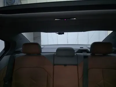 BMW 5-Series 2026, 5328 км, за 44637 USD - фото 6