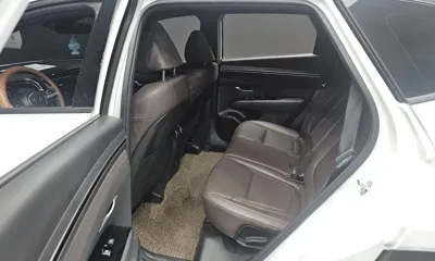 Hyundai Tucson 2023, 17313 км, за 17773.37 USD - фото 11