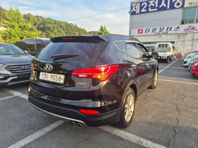 Hyundai Santafe 2014, 251199 км, за 4012.17 USD