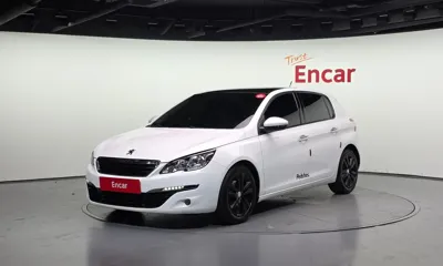 Peugeot 308 · 2015 год