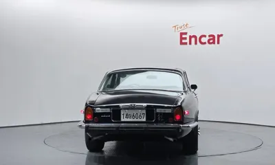 Jaguar XJ-6 2004, 123020 км, за 47950.59 USD