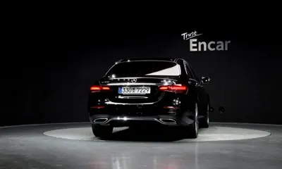 Mercedes-Benz E-Class 2021, 122669 км, за 20485.21 USD
