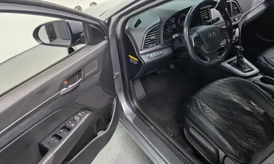 Hyundai Avante 2016, 96749 км, за 5616.12 USD - фото 11