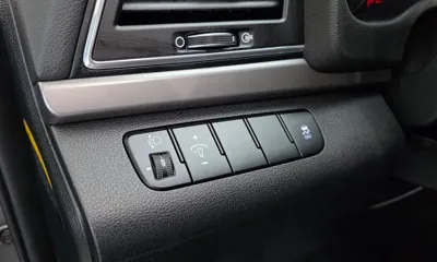Hyundai Avante 2016, 96749 км, за 5616.12 USD - фото 13