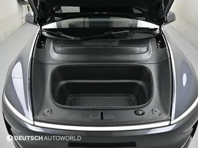 Tesla Model Y 2026, 7282 км, за 36025.94 USD - фото 6