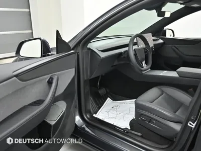 Tesla Model Y 2026, 7282 км, за 36025.94 USD - фото 11