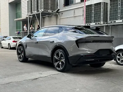 Lotus Eletre 2023, 14000 км, за 73541.69 USD