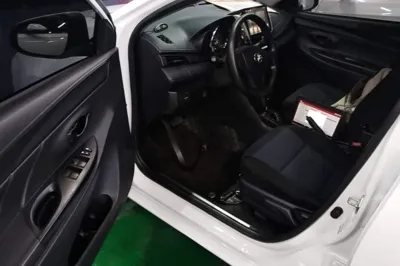 Toyota YARiS L Zhi Xuan 2016, 60800 км, за 7652 USD