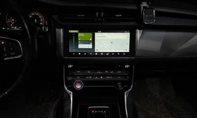 Jaguar XF 2018, 79148 км, за 5795.4 USD - фото 15