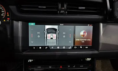Jaguar XF 2018, 79148 км, за 5795.4 USD - фото 17