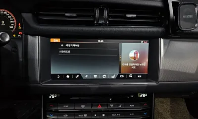 Jaguar XF 2018, 79148 км, за 5795.4 USD - фото 18