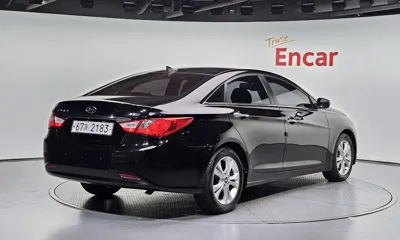 Hyundai Sonata 2010, 223821 км, за 1575.42 USD