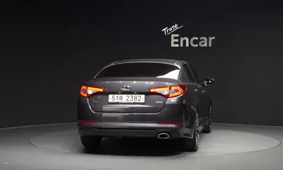 Kia K5 2013, 83475 км, за 3843.65 USD