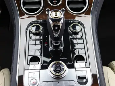 Bentley Continental 2020, 49800 км, за 277805.09 USD - фото 17