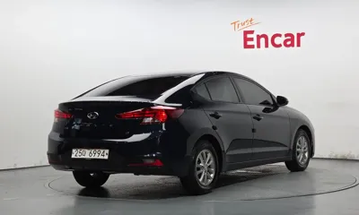 Hyundai Avante 2019, 54478 км, за 7811.47 USD