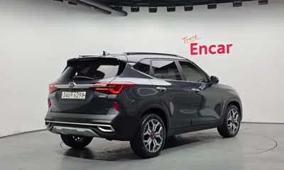 Kia Seltos 2020, 67107 км, за 9580.44 USD