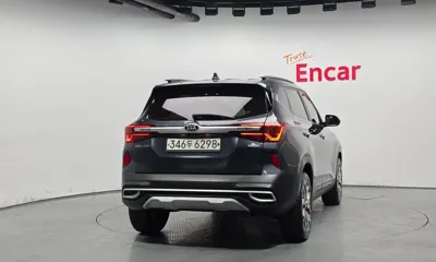 Kia Seltos 2020, 67107 км, за 9580.44 USD