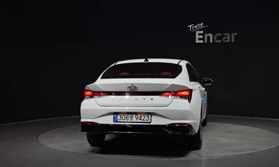 Hyundai Avante 2021, 125838 км, за 8664.83 USD