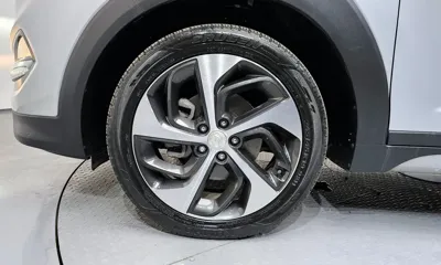 Hyundai Tucson 2018, 93294 км, за 10571.52 USD