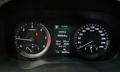 Hyundai Tucson 2018, 93294 км, за 10571.52 USD - фото 8
