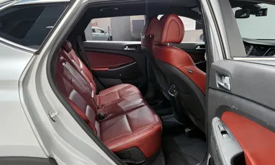 Hyundai Tucson 2018, 93294 км, за 10571.52 USD - фото 12