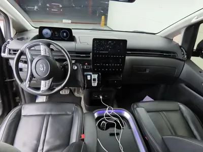 Hyundai Staria 2022, 267906 км, за 16738.87 USD - фото 8
