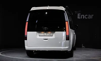 Hyundai Staria 2024, 23550 км, за 34238.38 USD