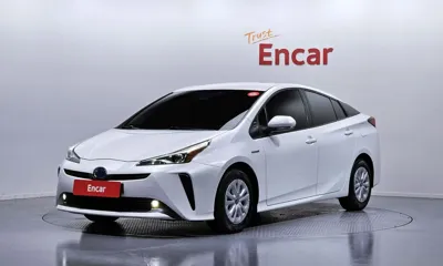 Toyota Prius · 2022 год