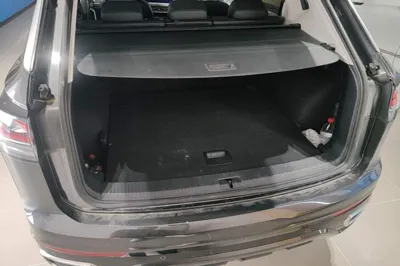 Volkswagen Tayron 2023, 63300 км, за 18127 USD - фото 27