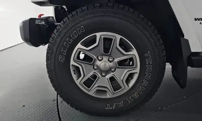 Jeep Wrangler 2017, 50128 км, за 18839.25 USD