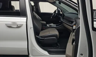 Kia Canival 2024, 33816 км, за 22909.28 USD - фото 26