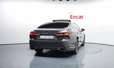 Lexus LS 2022, 114804 км, за 36988.87 USD