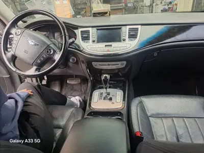 Hyundai Genesis 2012, 157026 км, за 3085.2 USD - фото 10