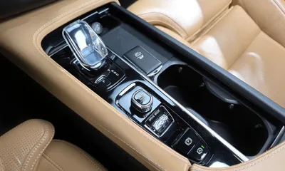 Volvo XC90 2021, 120469 км, за 32162.6 USD - фото 9