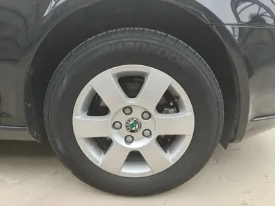 Skoda Octavia 2012, 80000 км, за 2465.01 USD