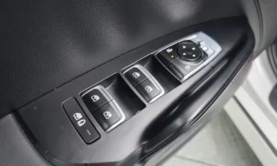Kia K5 2025, 32089 км, за 22909.28 USD - фото 12