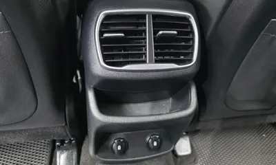 Hyundai Santafe 2020, 44704 км, за 14441.38 USD - фото 31