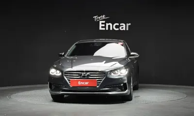 Hyundai Grandeur 2019, 158886 км, за 9839.83 USD