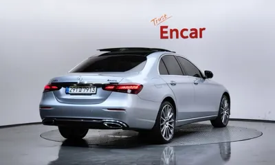 Mercedes-Benz E-Class 2023, 31456 км, за 37133.57 USD
